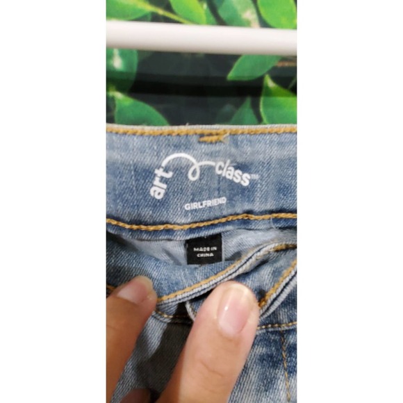 Girls' Art Class Girlfriend Distressed Jeans - Size 7 - Picture 6 of 7